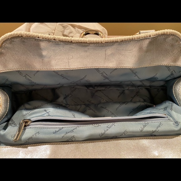 Salvatore Ferragamo Unique Nautical Bag - Picture 11 of 11